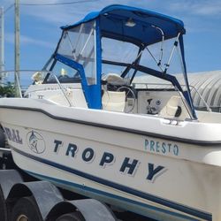 1998 BAYLINER TROPHY -21ft - - $6,800