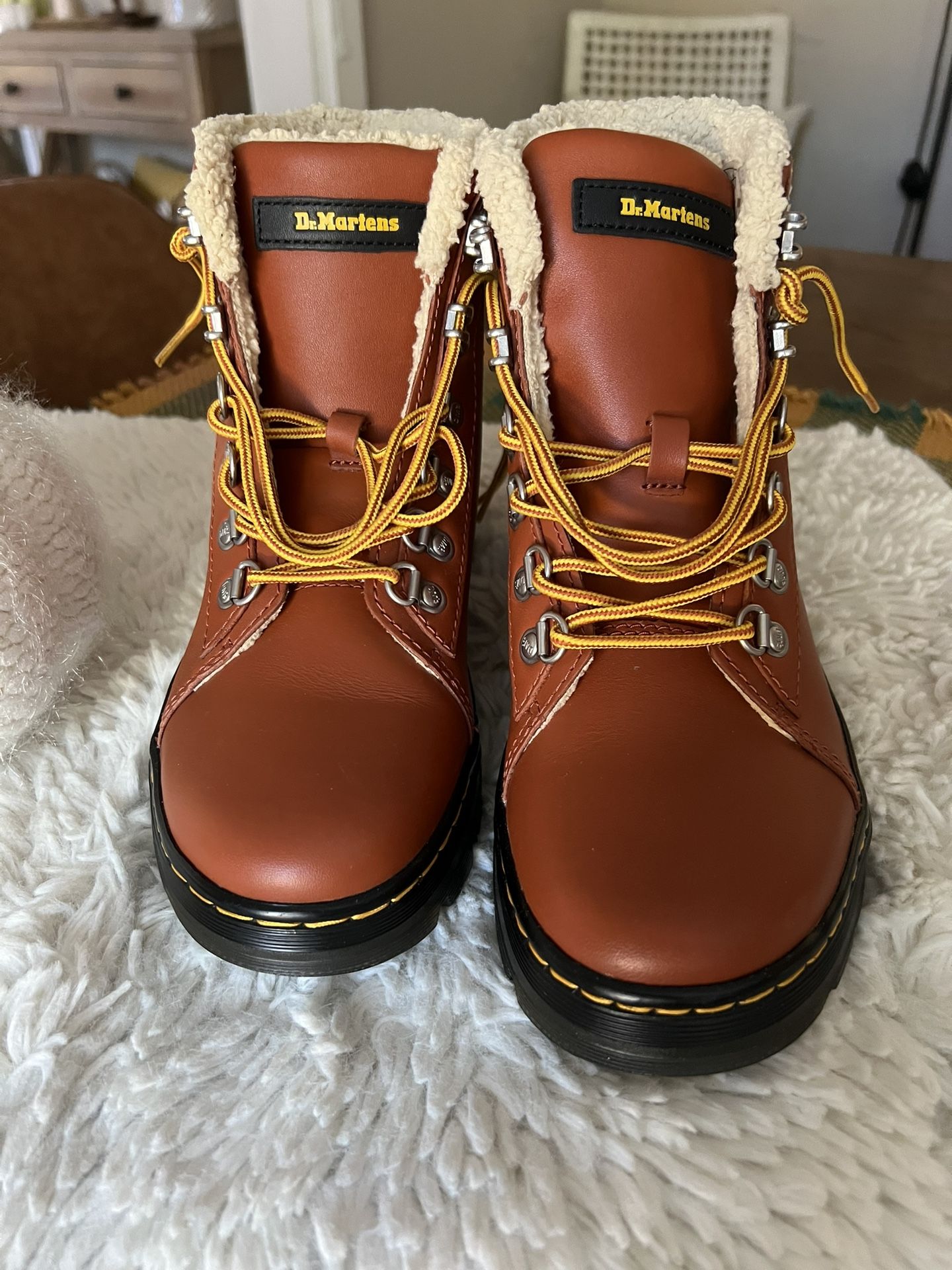 women's Dr. Martens combs COLLAR FAUX FUR LINED LACE UP BOOTS