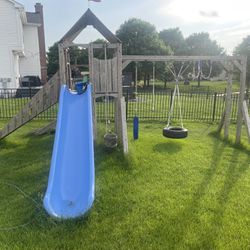 Playground set 
