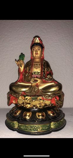 Statue