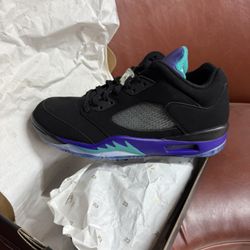 Jordan V Golf Shoe