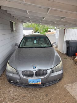 2006 BMW i525.