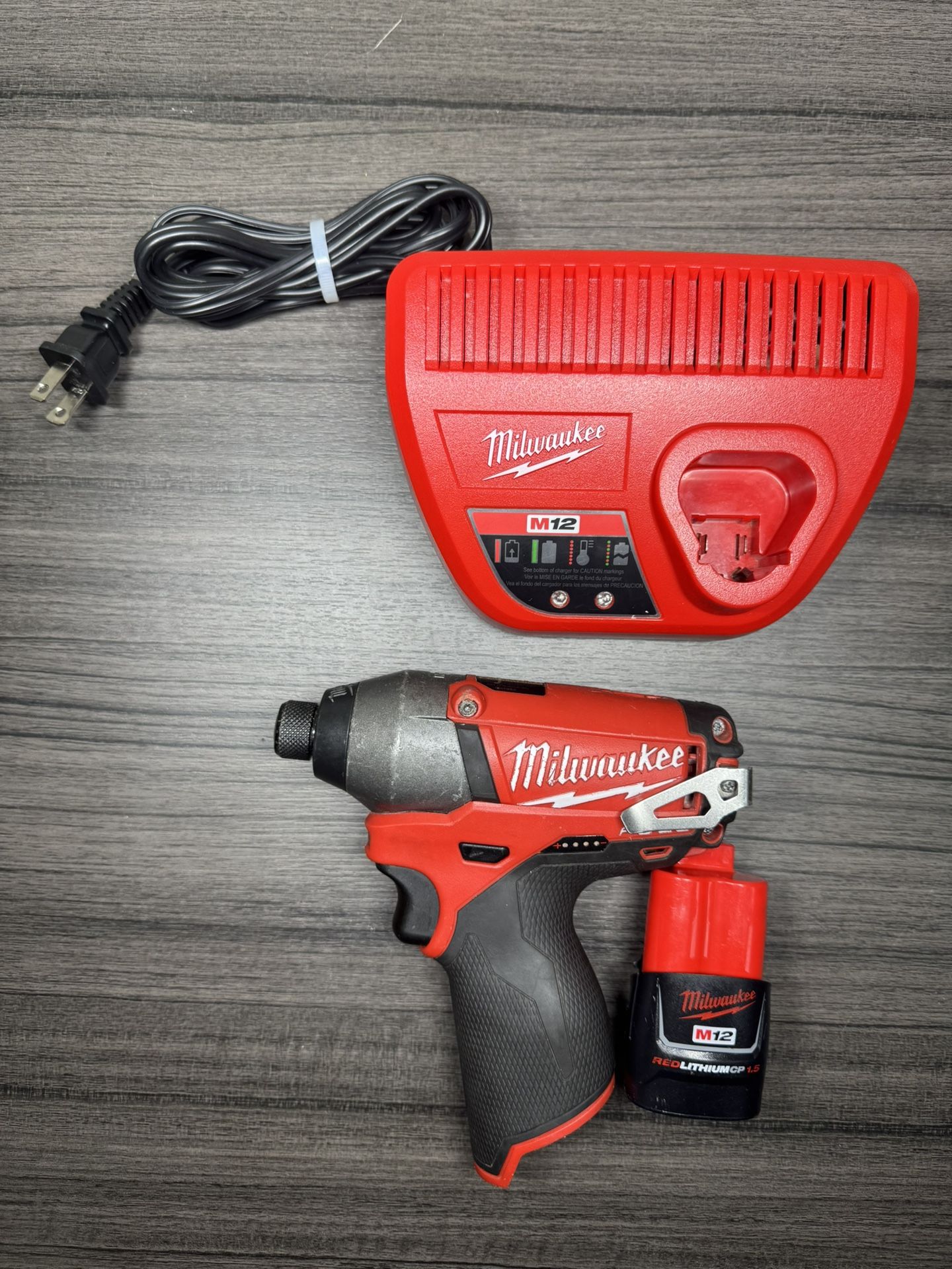 Milwaukee M12 FUEL 1/4” Impact Driver 2453-20 – USADO – $95