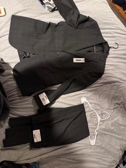 DKNY men suit