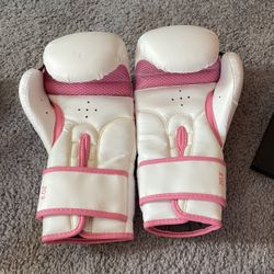 Women’s Boxing Gloves