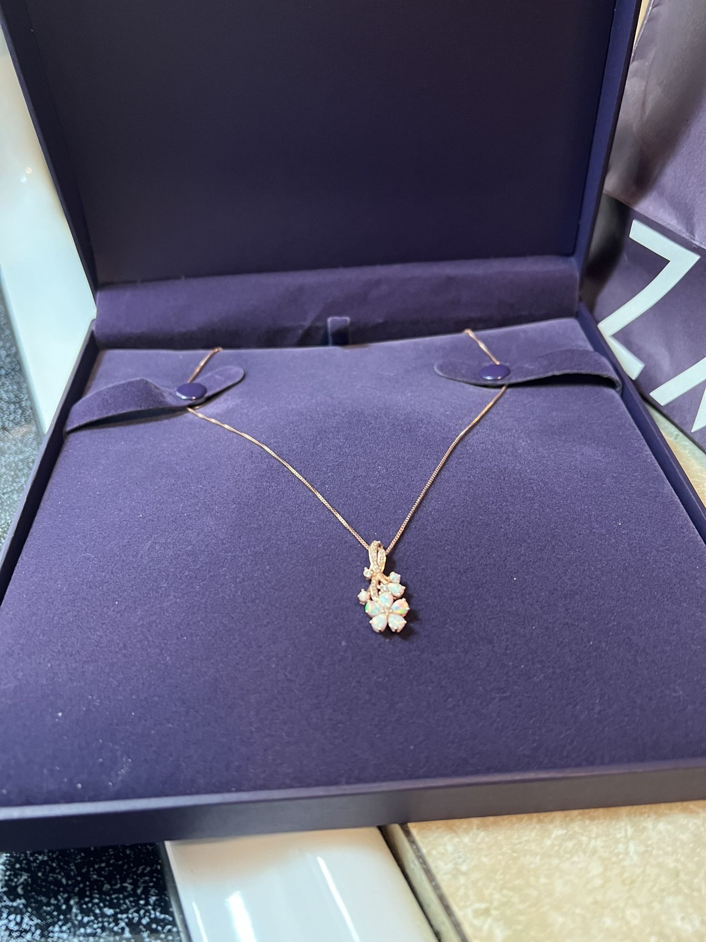 Rose Gold Women’s Necklace 100% Real 