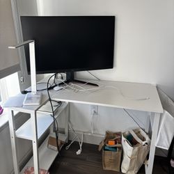 White corner desk