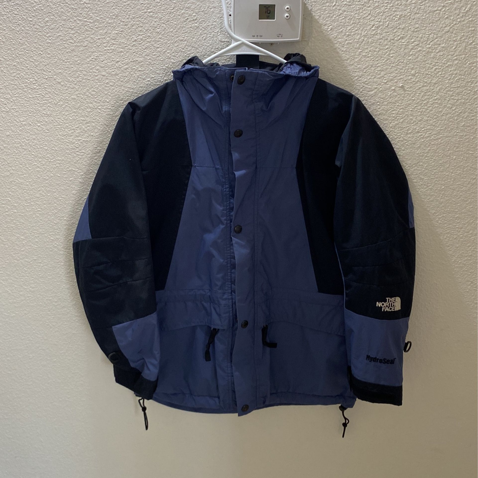 NorthFace windbreaker