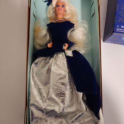 Barbie Special Edition Winter Velvet Doll Vaon 1st In Series 