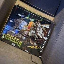 Magic: The Gathering Secrets of Strixhaven - Collector Booster Box (12 Packs)