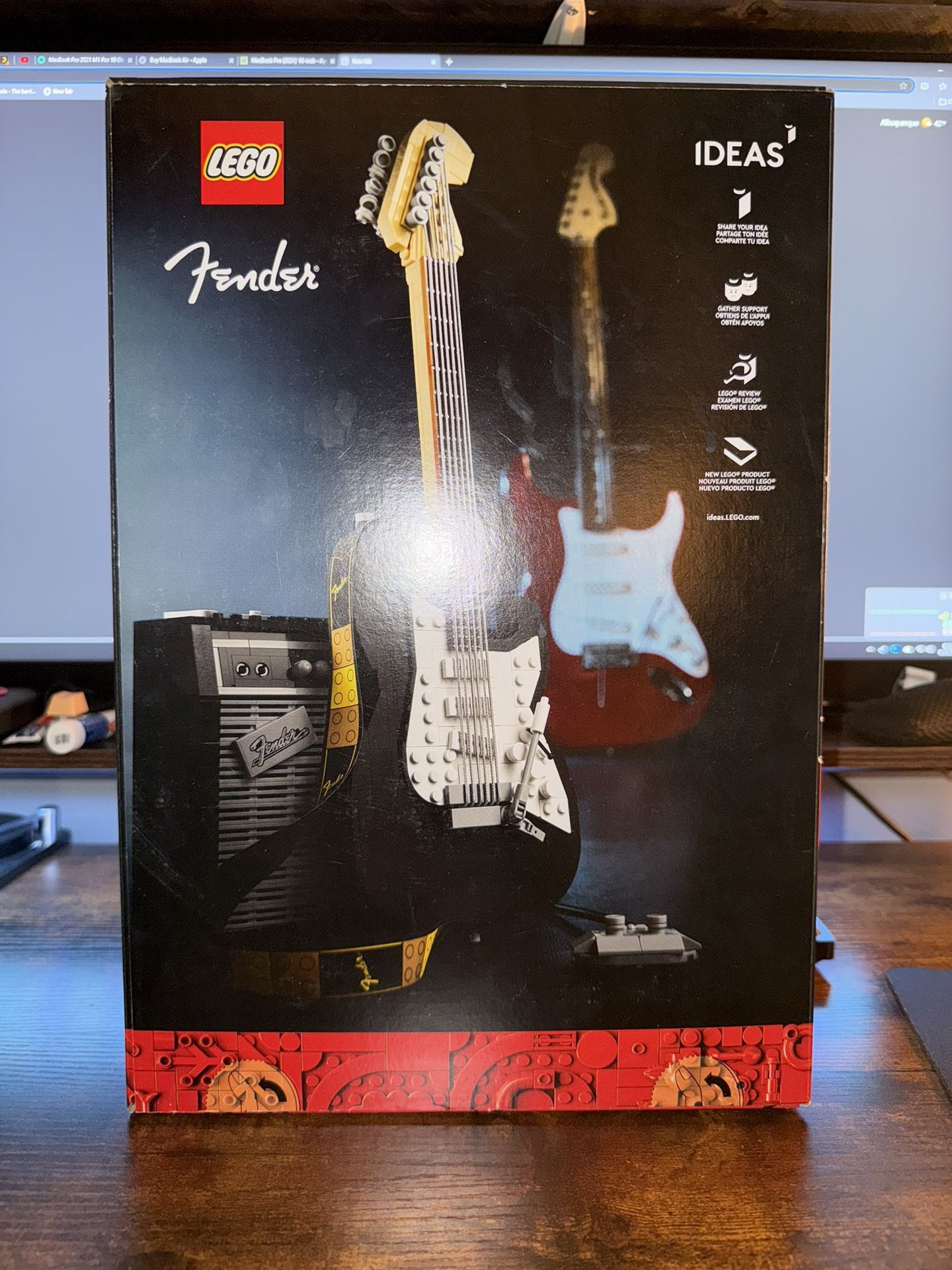 Fender Stratocaster Lego Set