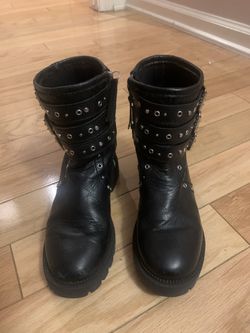 Girls boots size 2