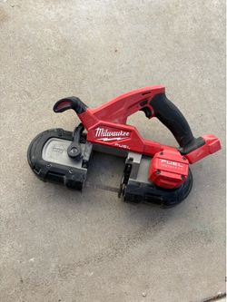 Milwaukee Bandsaw 3-1/4”