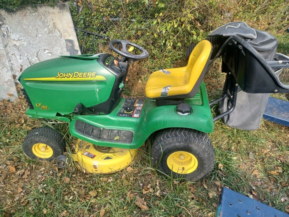 John Deere LT1 60