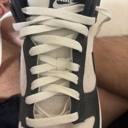 Nike Dunk Mid Men’s Black/White Colorblock Leather Lace-Up Sneakers DV0833-100