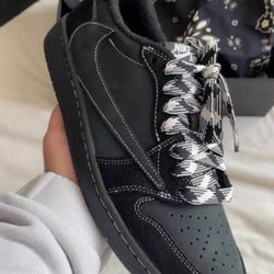 Travis Scott Jordan 1 Black 