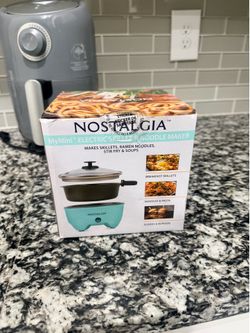 Mini electric skillet