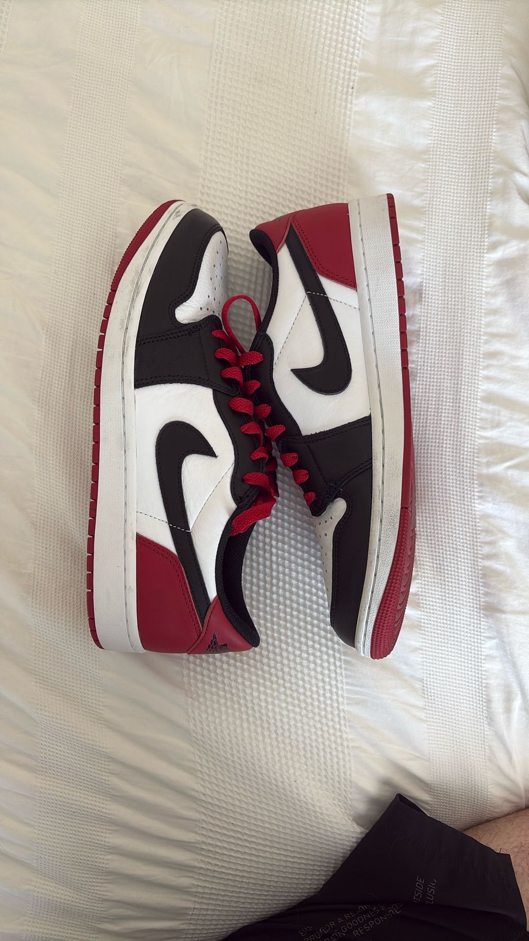 Jordan 1 Black Toe