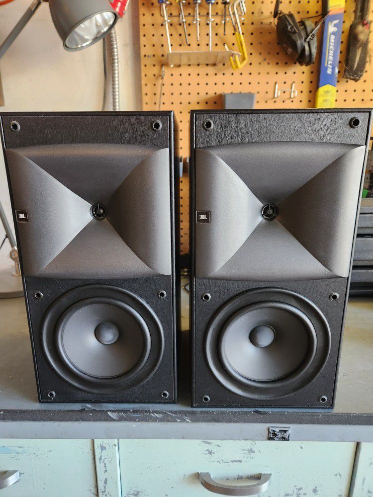 JBL HLS610 Speakers