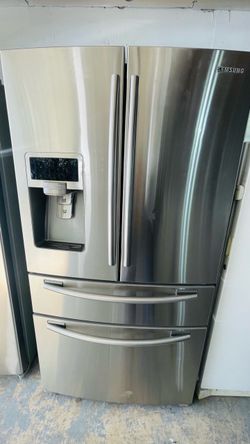 Samsung Refrigerator 36Wx33Dx70H