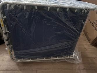 Portable folding camp cot