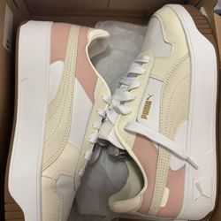 New Puma Sneaker Women’s 10