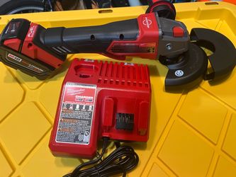 Milwaukee M18 FUEL 18V Lithium-Ion Brushless Cordless 4-1/2 in./5 in. Grinder w/Paddle Switch