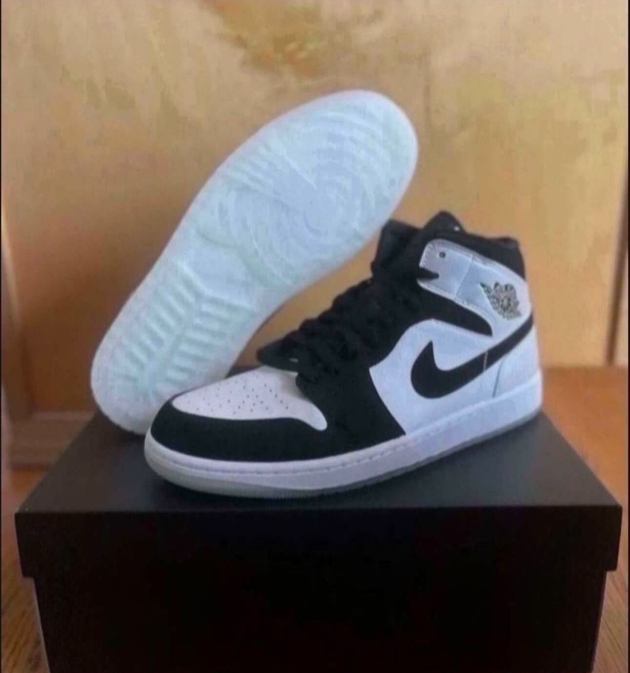Nike Air Jordan 1 Mid SE Diamond Shorts Size 10 Brand New
