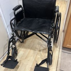 24” Seat Drive Sentra EC Wheelchair