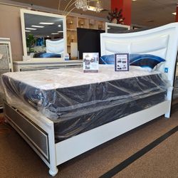 White Queen Bed Dresser And Mirror 