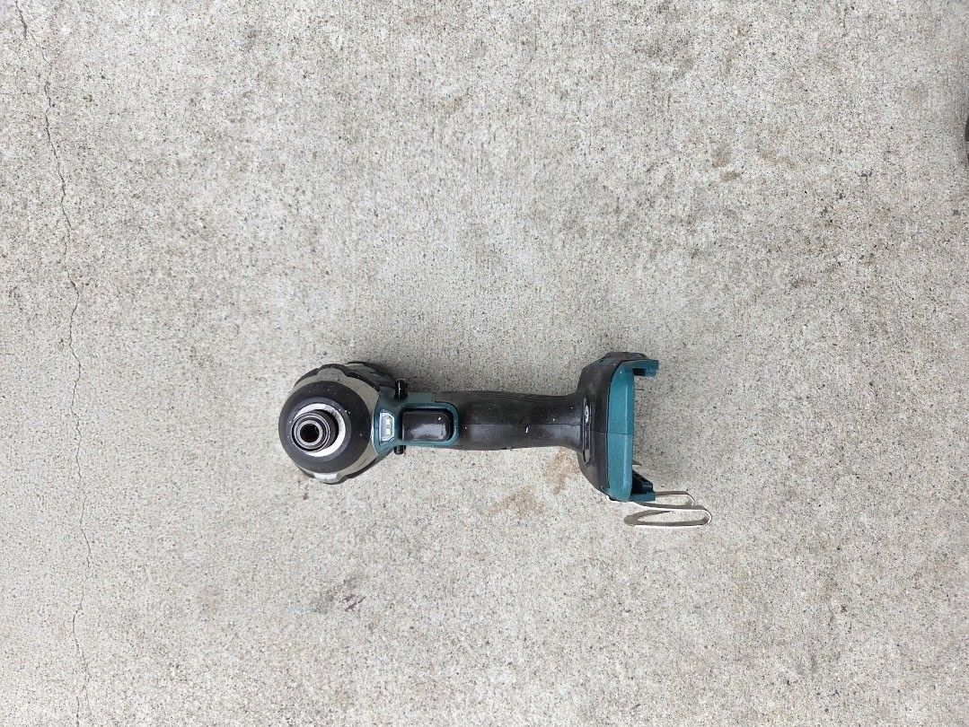 Makita LXT Lithium-Ion Brushless Cordless Quick-Shift Mode 3-Speed Impact Driver