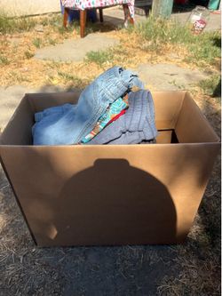 Box of boys shorts 🩳