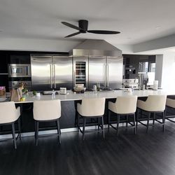 Custom Kitchen Cabinets in Doral – Showroom, Design, Personalized Service, Fast Delivery & Professional Installation