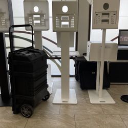 T11 2.5 Photo Booth Shell With Travel Case And Printer Stand