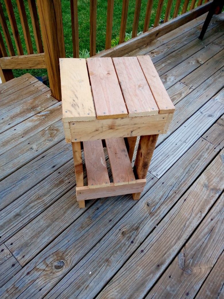 Pallet Wood Table