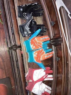 Football Gloves