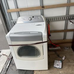 Electric Dryer Perfect Condition Delivery Include It