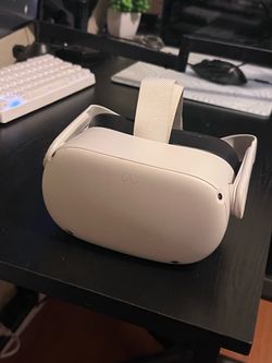 Meta Quest 2 128GB VR Headset (White) + Controllers / Mild condition