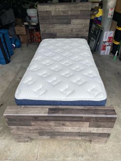 Twin Bed with mattress