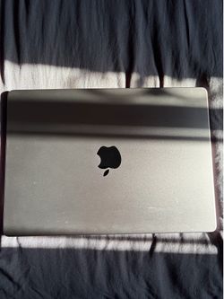 Apple MacBook Pro 14” M3 Pro - 18GB RAM - 1TB SSD - Space Black
