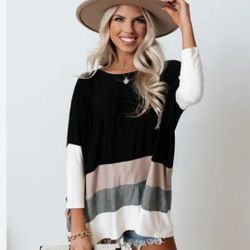 Large Bundle Of Women's Clothing For Sale 