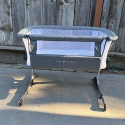 Baby Delight Bassinet