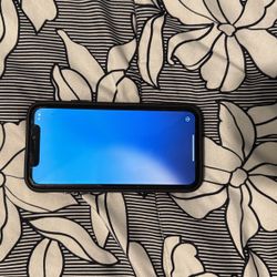 iPhone 11 X