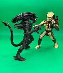1994 Kenner ALIENS vs PREDATOR Action Figure 2 Pack!
