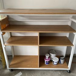 Tool Stowing Table With Wheels