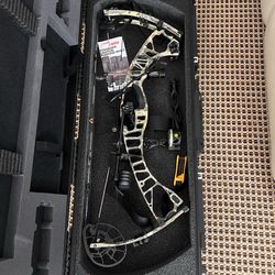 Hoyt ventum 33 pro RH compound bow