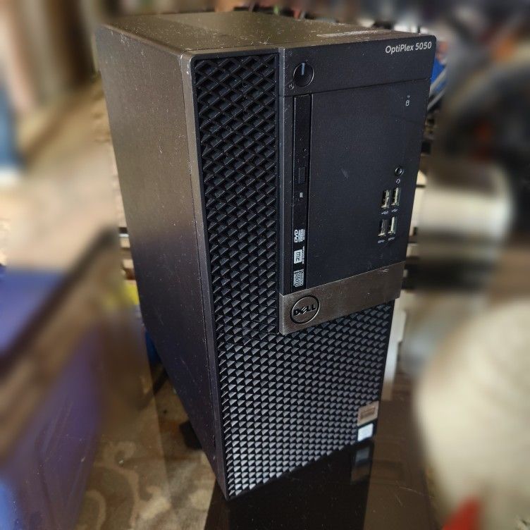 Sleeper Gaming PC – i5-7500 • GTX 1050 • 32 GB RAM • 2TB Storage • WiFi – Ready to Play!