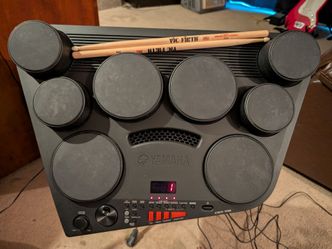 Yamaha Electronic Drums DD-75 w/sticks & stand