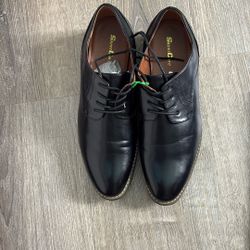 Men Shoes Size 11