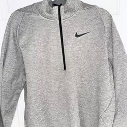 NEW! Men's Nike Dri-Fit Half Zip Long Sleeve Training Shirt Gray SZ M
